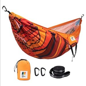 Arches National Park Hammock (includes carabiners and tree straps)